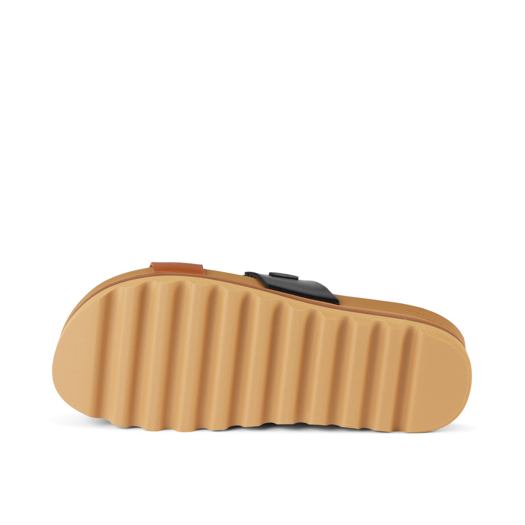 Cushion Vista Hi women's sandal sole view facing up, showing durable tread and soft-rebound cushioning design